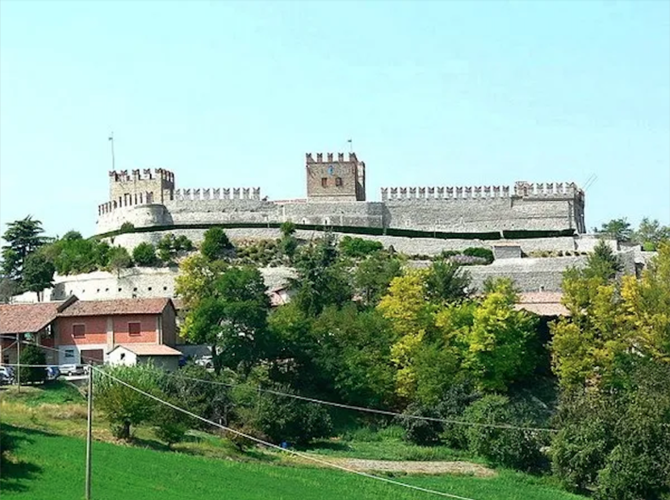 Castello Di Montesegale - Valle Staffora