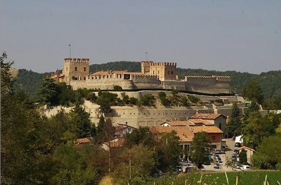 Castello Di Montesegale - Valle Staffora - Castelli In Oltrepò Pavese