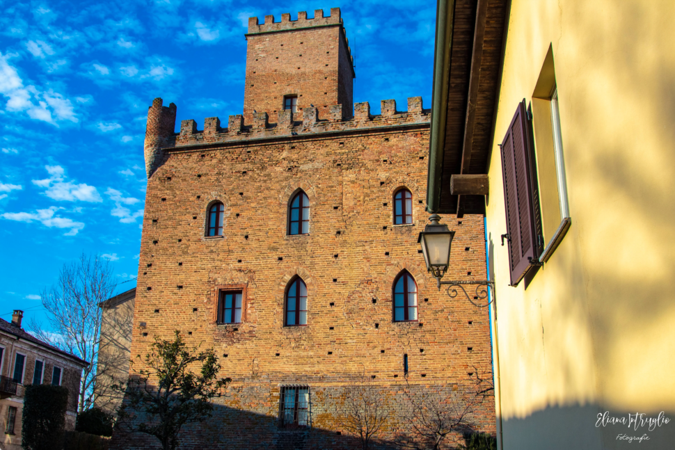 Castello Di Nazzano - Castelli In Oltrepò Pavese