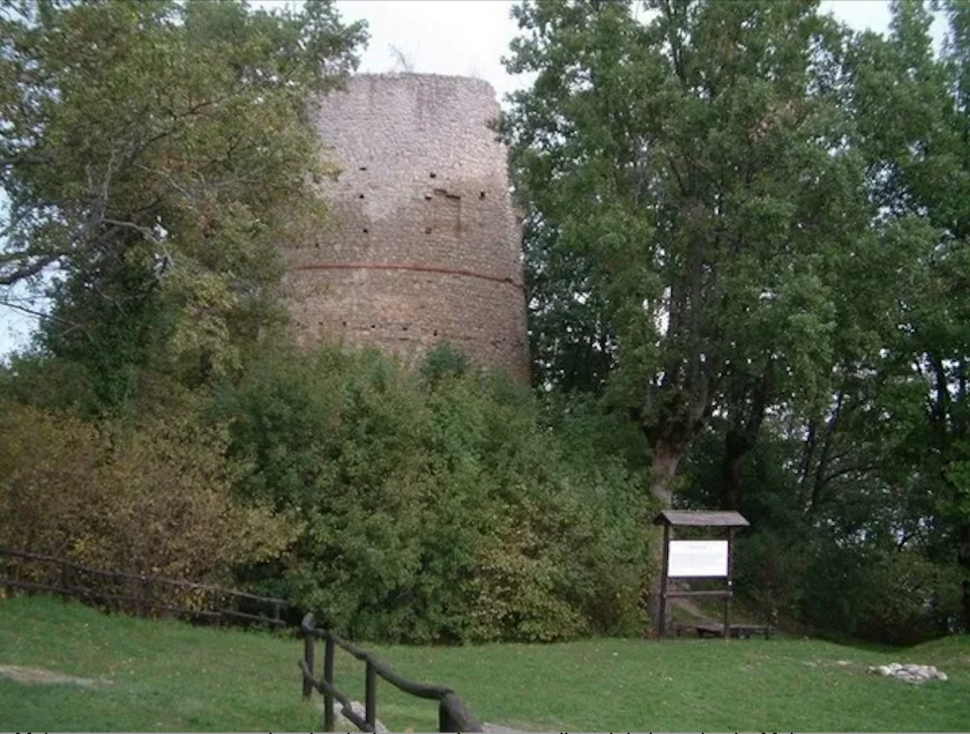 Resti Torre Castello Di Verde - Oltrepò Pavese