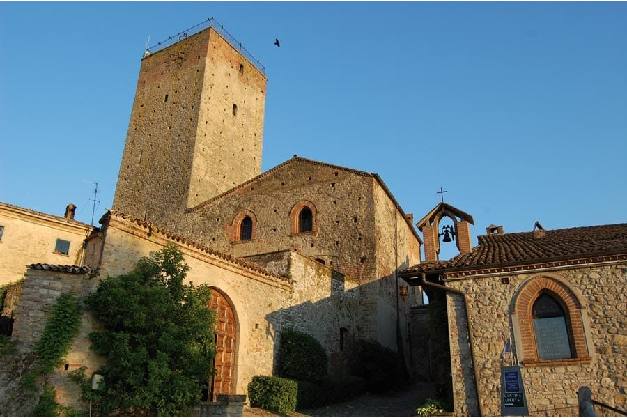 Borgo Di Fortunago Castello Di Stefenago - Vivioltrepò