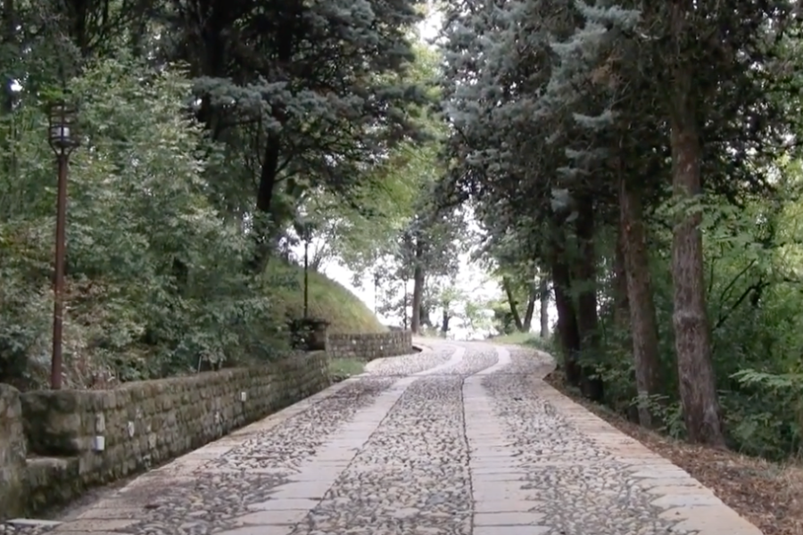 Giardino all'italiana del castello di stefanago - fortunago